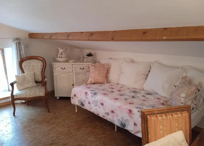 Le Couvent Pensjonat Veyre-Monton